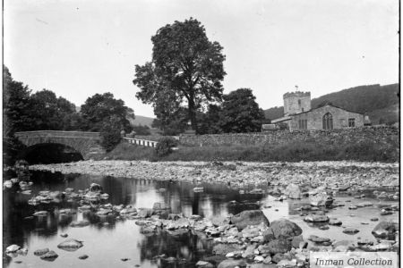 CH-13-00 Hubberholme church from across river.jpg