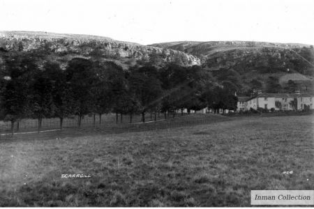 K7-14-466 Scarrgill with avenue of trees.jpg