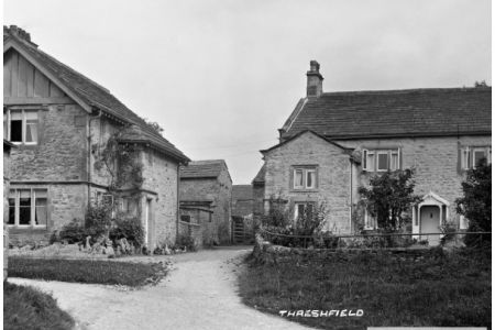 T-6-297 Side lane in Threshfield village.jpg