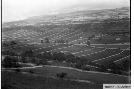 K6-9-00 View of dale S of Kettlewell looking north.jpg