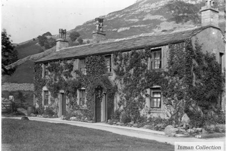 K8-14-150 Cottages at Town Head.jpg