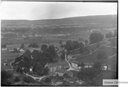 K5-10-00 Town Head from Langcliffe.jpg