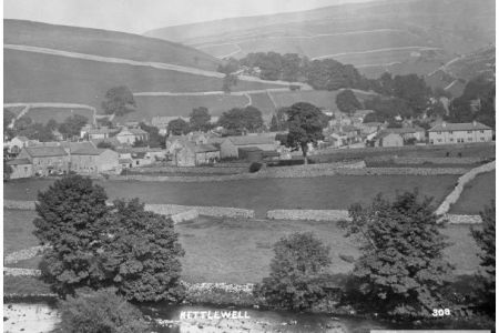 K2-7-309 View of Kett.from main road.jpg