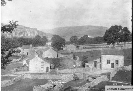 CK-6-219 Conistone village.jpg