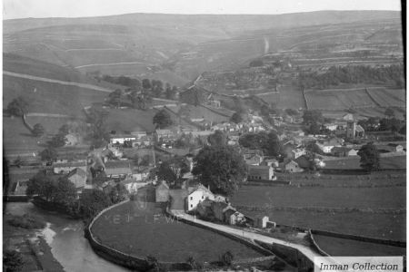 K7-3-00 View of Kettlewell from west.jpg