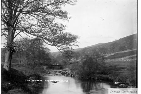 LD-4-330 The Wharfe, Yockenthwaite.jpg