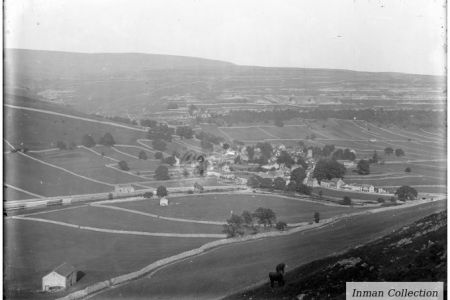 K7-2-00 View of Kettlewell from Moor End lane.jpg