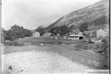 HK-9-432 Hawkswick village.jpg